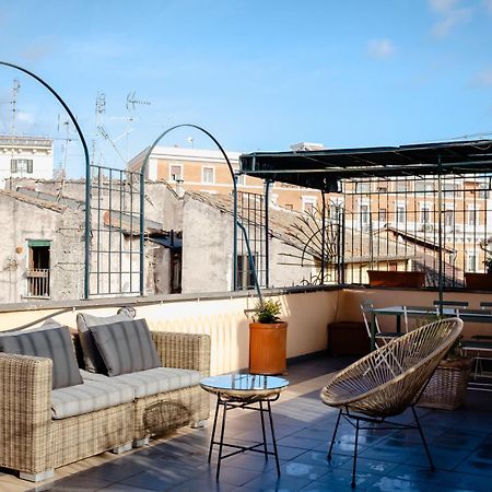 Amazing Penthouse With Terrace And Rooftop In Trastevere Рим Екстериор снимка