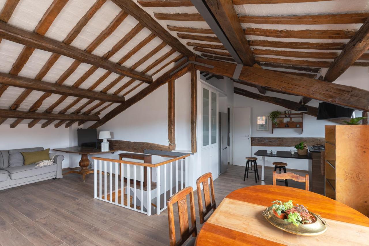 Amazing Penthouse With Terrace And Rooftop In Trastevere Рим Екстериор снимка