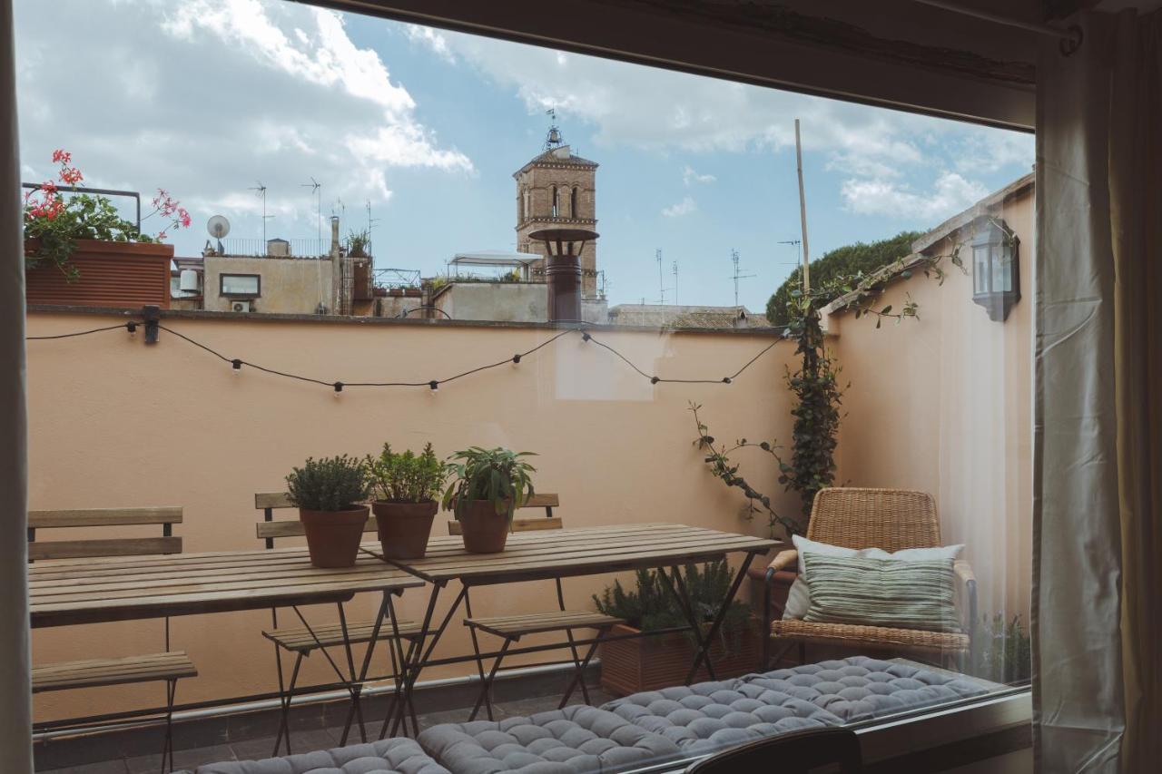 Amazing Penthouse With Terrace And Rooftop In Trastevere Рим Екстериор снимка
