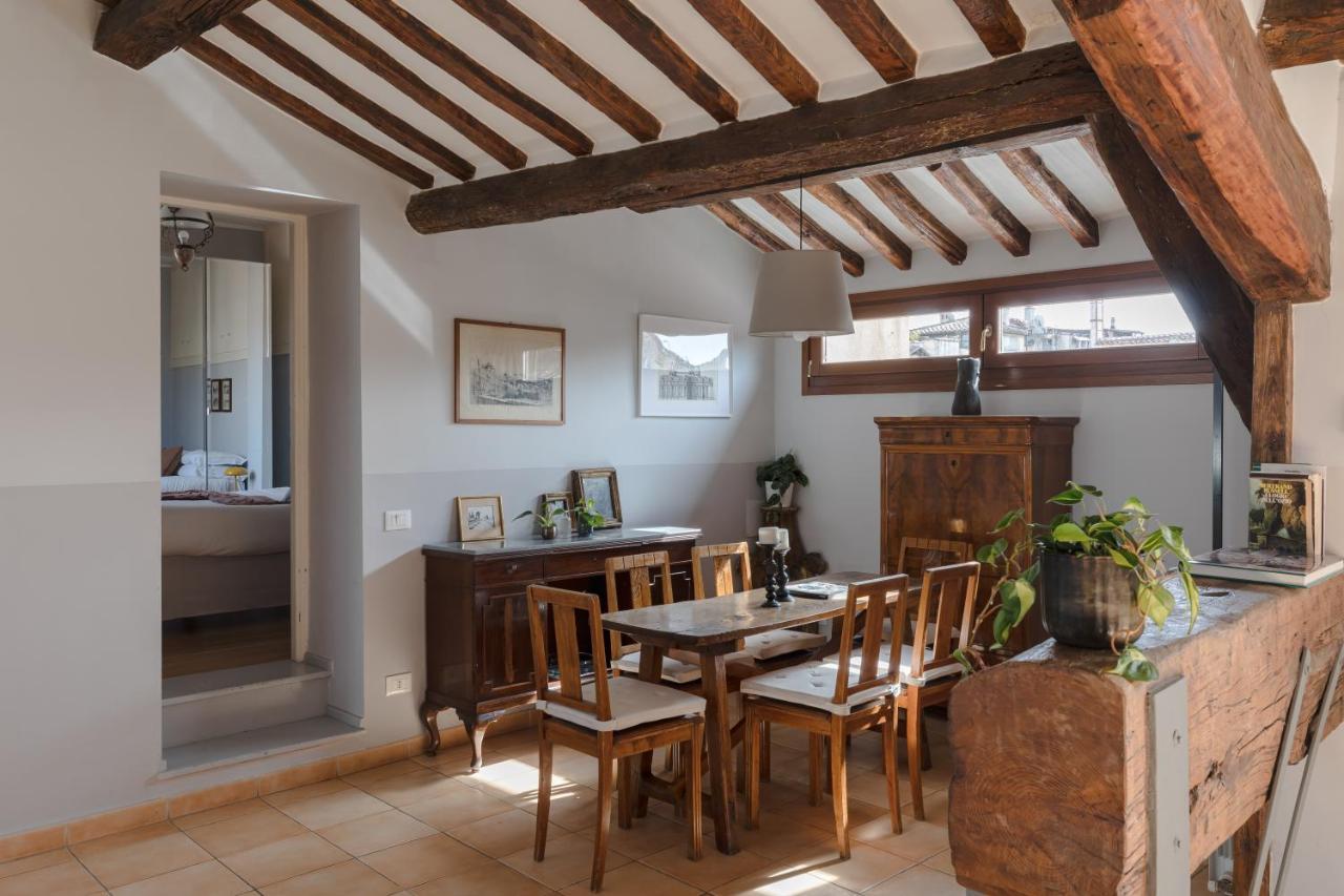 Amazing Penthouse With Terrace And Rooftop In Trastevere Рим Екстериор снимка