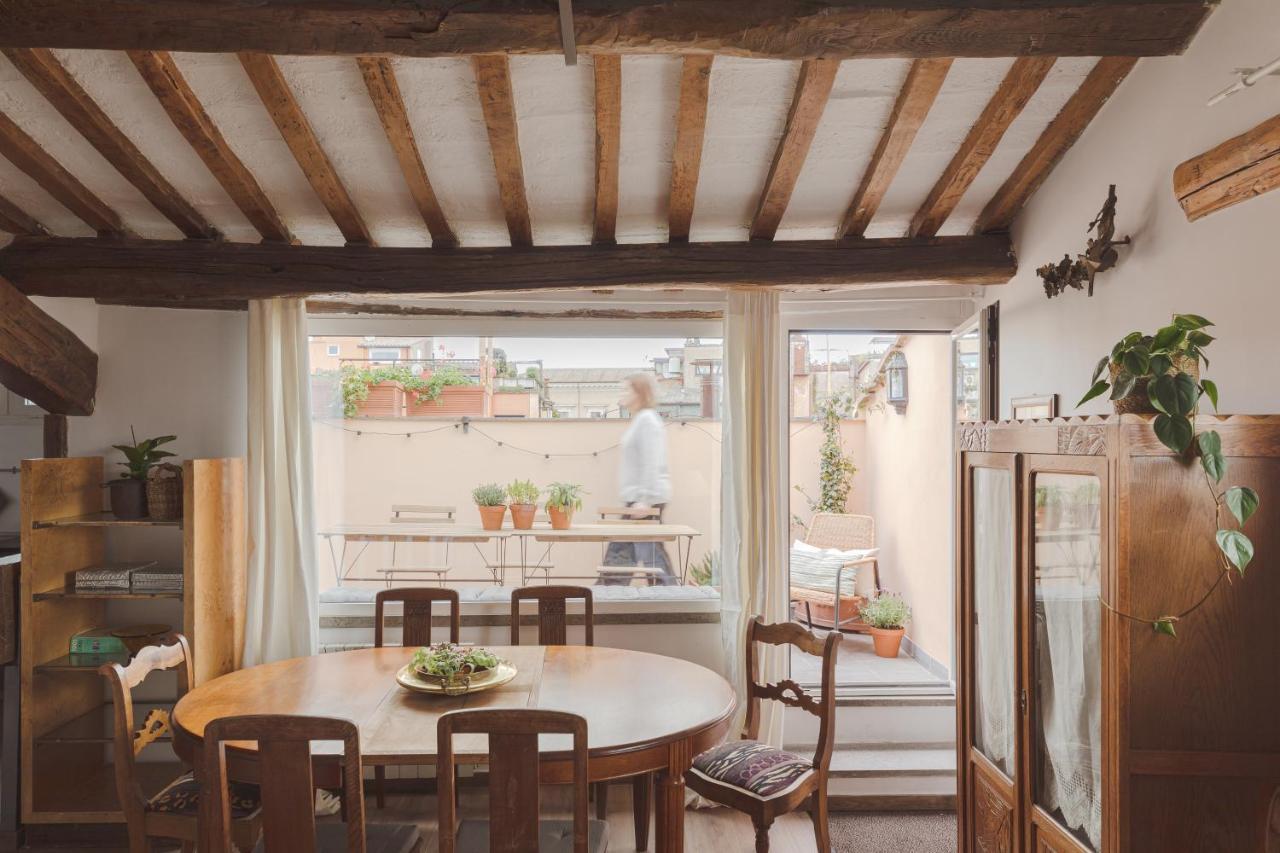 Amazing Penthouse With Terrace And Rooftop In Trastevere Рим Екстериор снимка