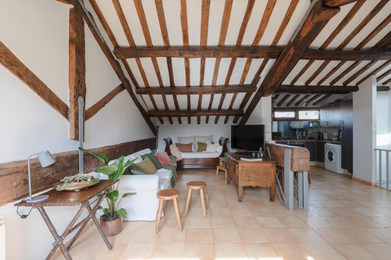 Amazing Penthouse With Terrace And Rooftop In Trastevere Рим Екстериор снимка